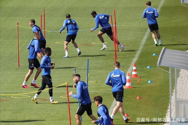 佐藤瞳惨遭王曼昱横扫，赛后态度令人印象深刻